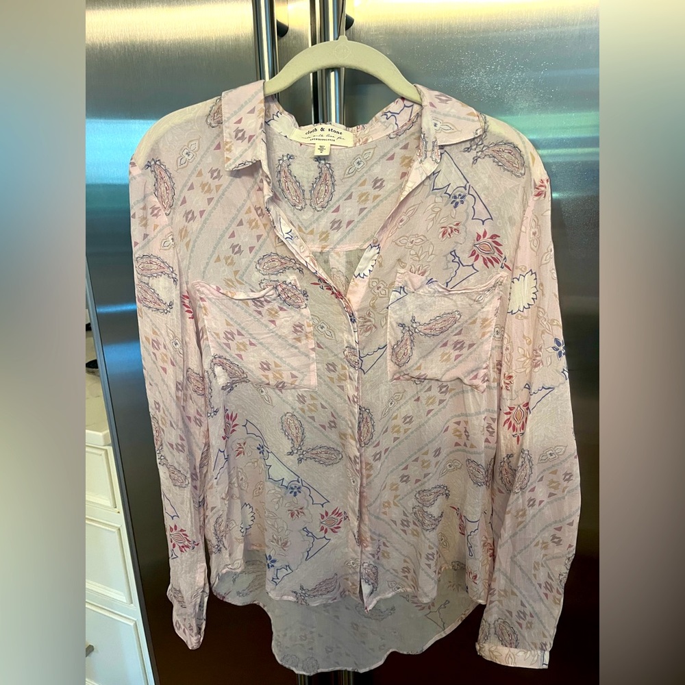 Cloth and stone button up